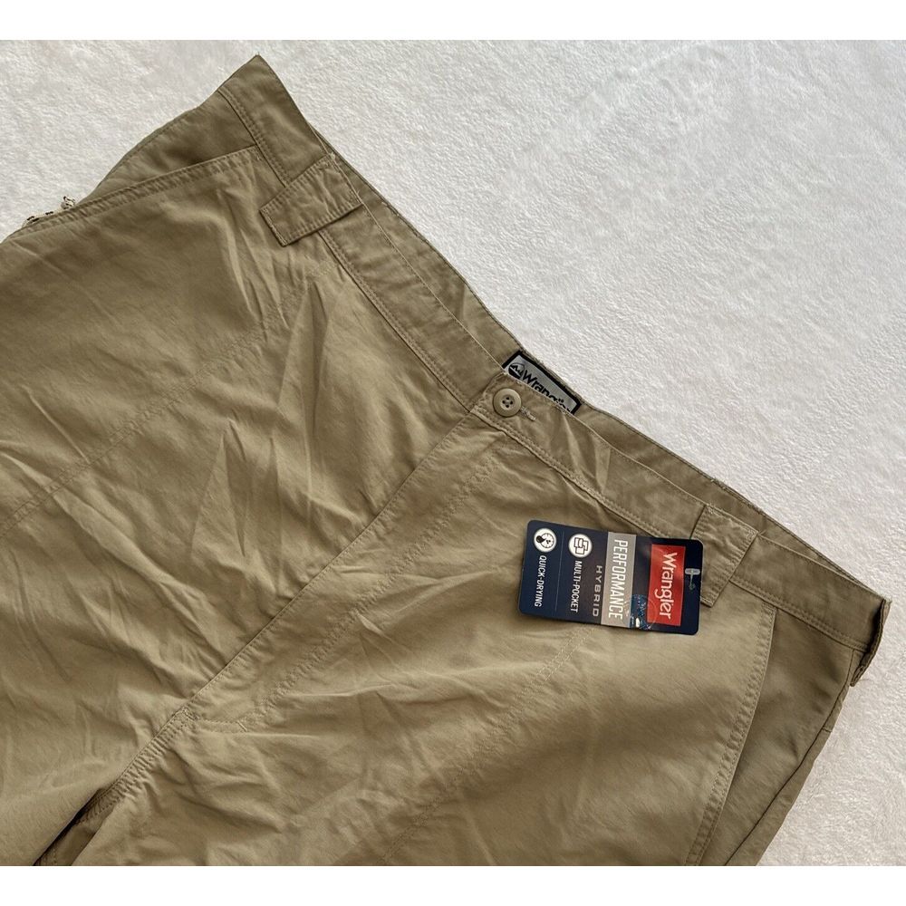 NEW Wrangler 46w TAN Performance Hybrid Mens Short 10" Inseam ~ FAST Shipping‎ - Picture 2 of 8